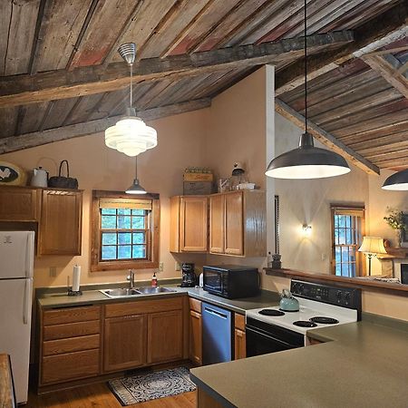 Chanticleer Cabins Стерджен-Бей Экстерьер фото